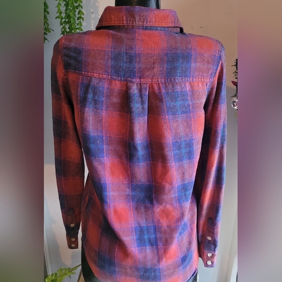 Mossimo Red and Blue Plaid Shirt M - Picture 3 of 4